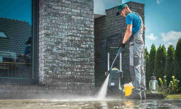 Cleaning tips for house exterior