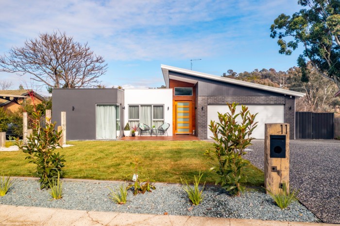 Mid-century modern house exterior