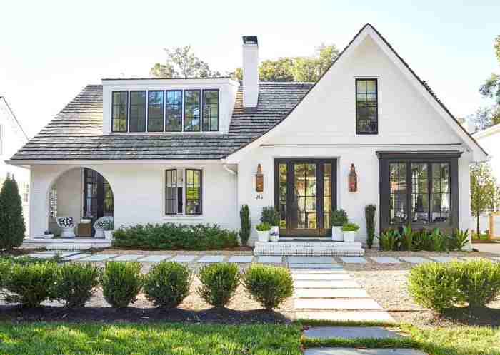 Designing a colonial style home exterior with a modern twist