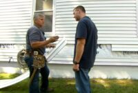 How to repair damaged vinyl siding panels